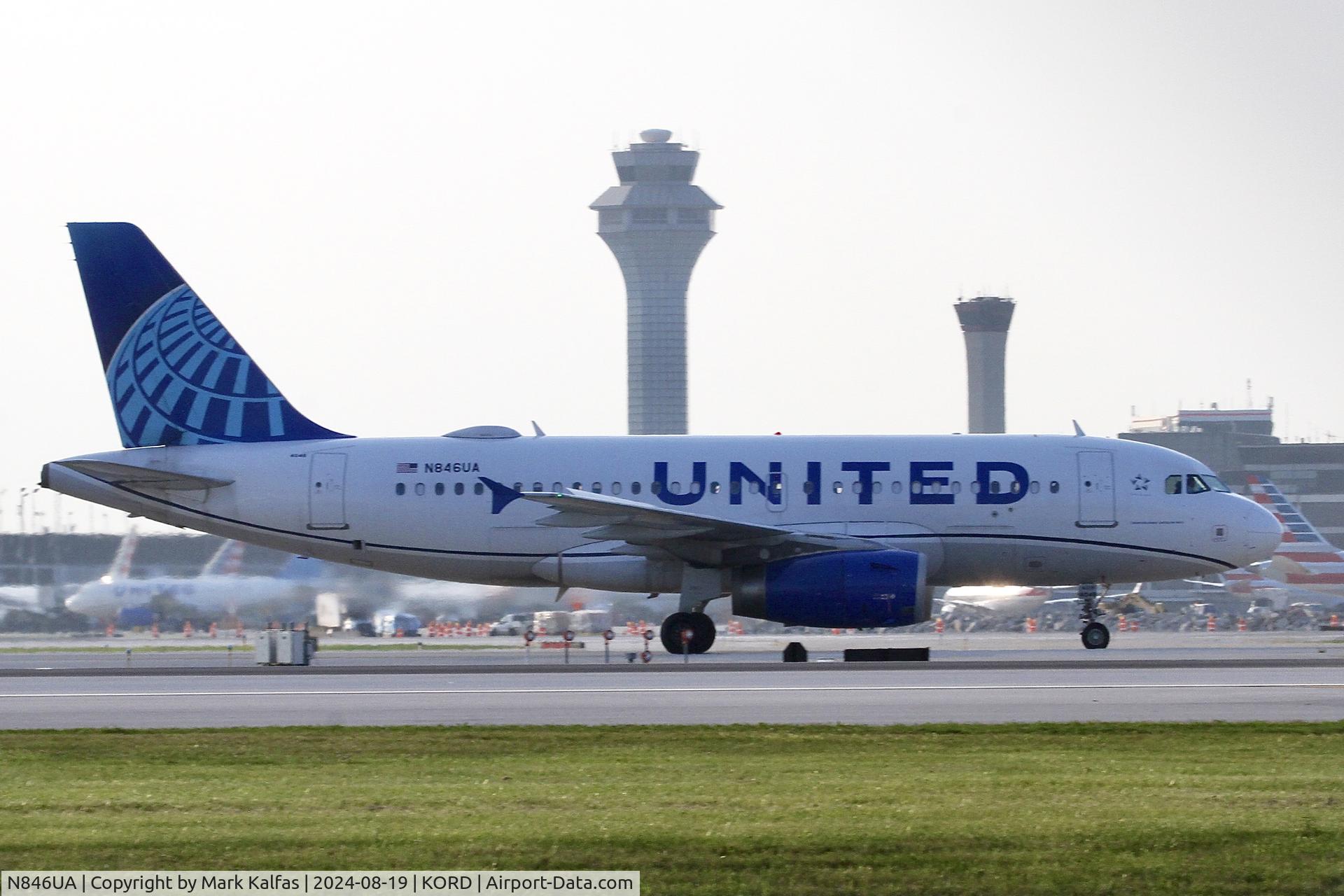 N846UA, 2001 Airbus A319-131 C/N 1600, A319 United Airbus A319-131 N846UA at Chicago O'Hare