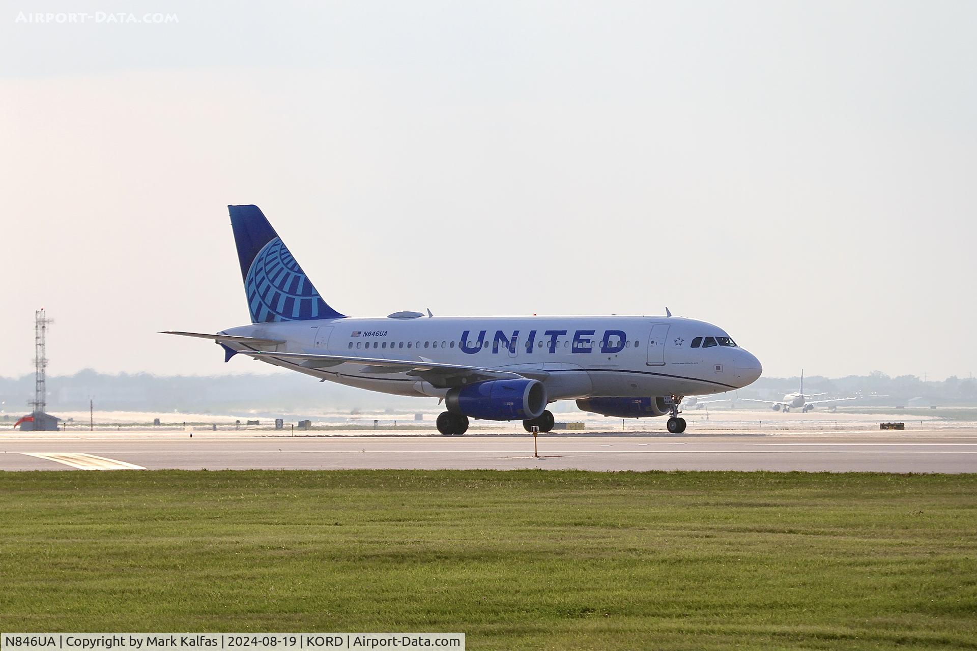 N846UA, 2001 Airbus A319-131 C/N 1600, A319 United Airbus A319-131 N846UA at Chicago O'Hare