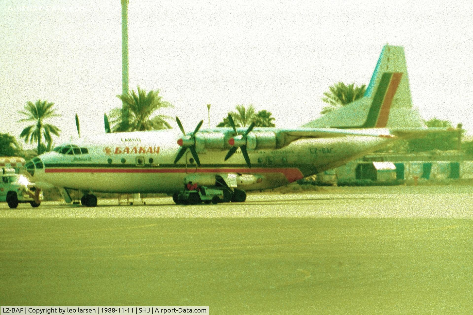 LZ-BAF, 1964 Antonov An-12B C/N 402408, Sharjah 11.11.1988