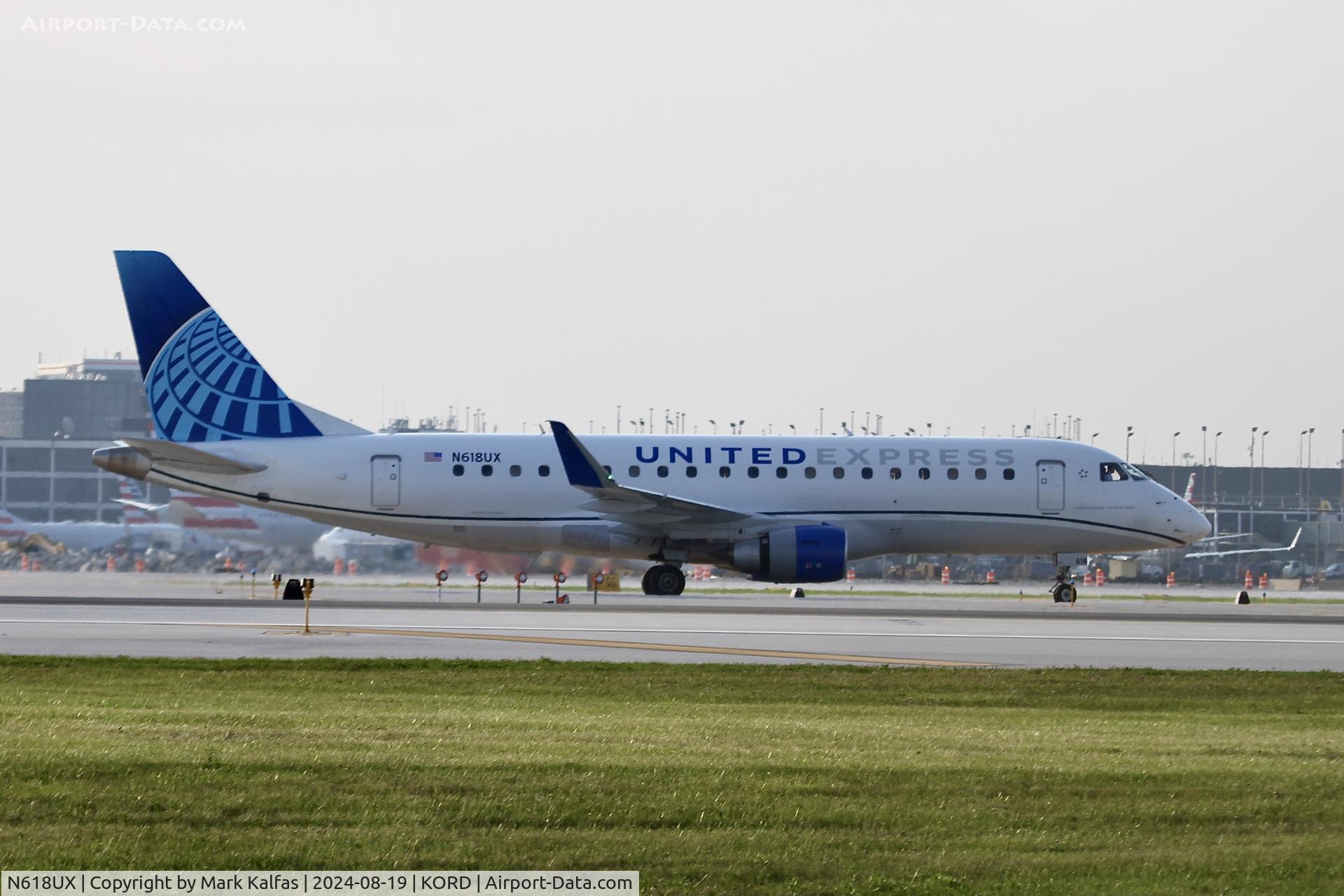 N618UX, 2019 Embraer 175LR (ERJ-170-200LR) C/N 17000820, E75L SkyWest/United Express EMBRAER 175LW N618UX