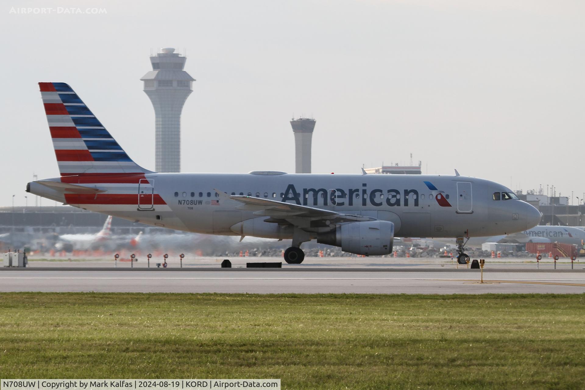 N708UW, 1999 Airbus A319-112 C/N 0972, A319 American Airbus A319-112 N798UW arriving KORD