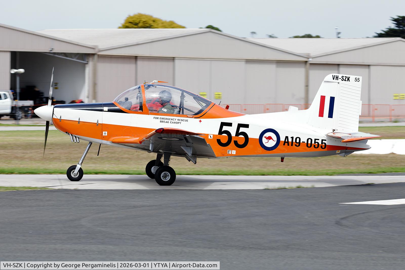 VH-SZK, New Zealand CT-4A Airtrainer C/N 055, Arriving for the Tyabb airshow 2026.