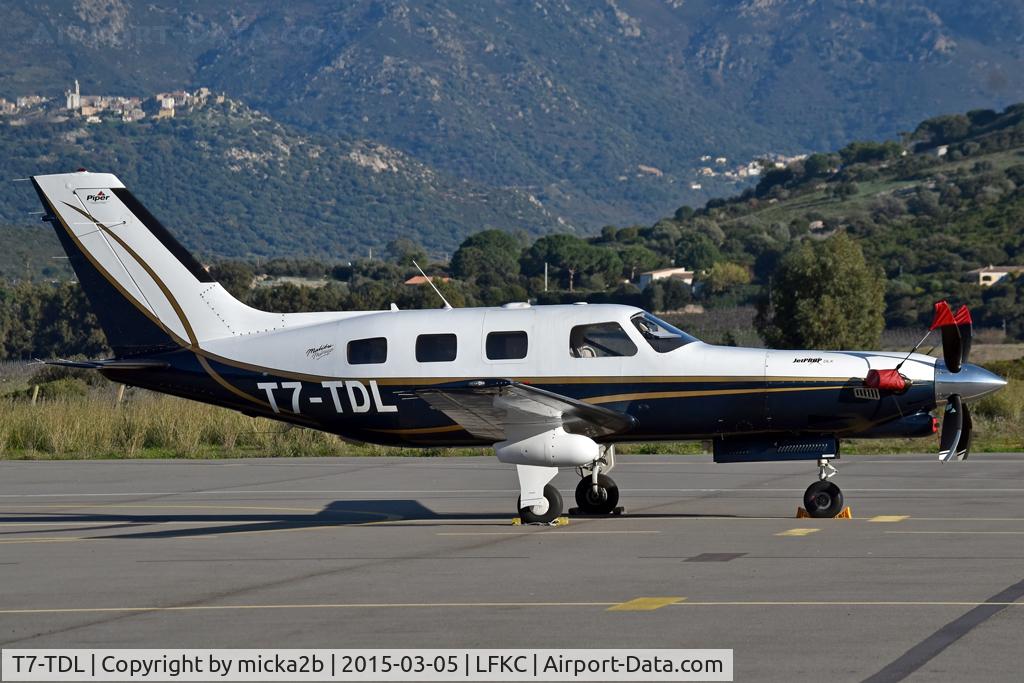 T7-TDL, 2002 Piper PA-46-350P Malibu Mirage C/N 46-36325, Parked