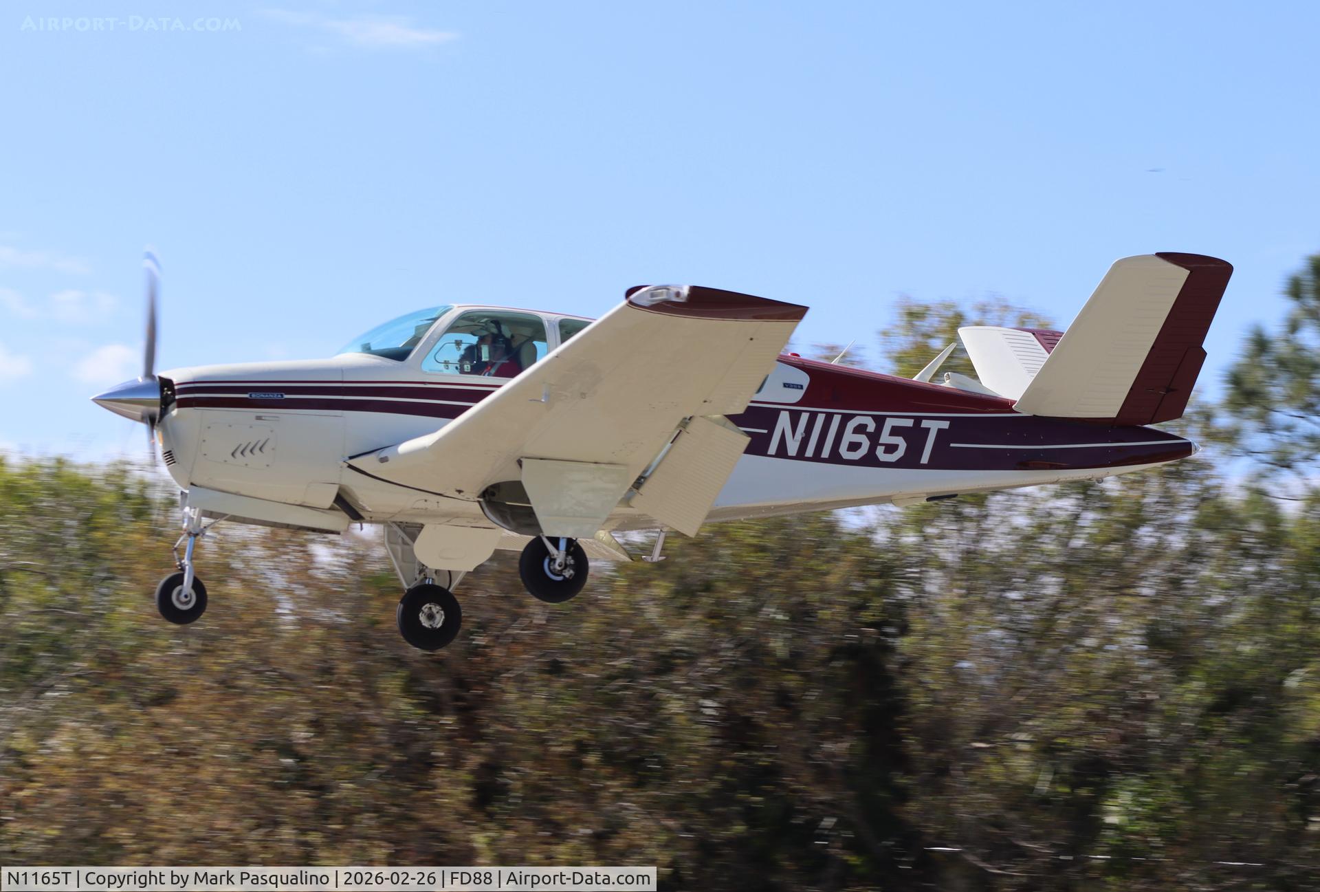 N1165T, 1975 Beech V35B Bonanza C/N D-9754, Beech V35B