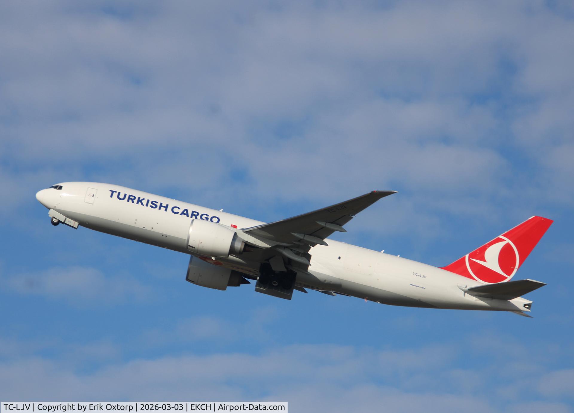 TC-LJV, 2025 Boeing B777-F C/N 70425, TC-LJV taking off from rw 22R