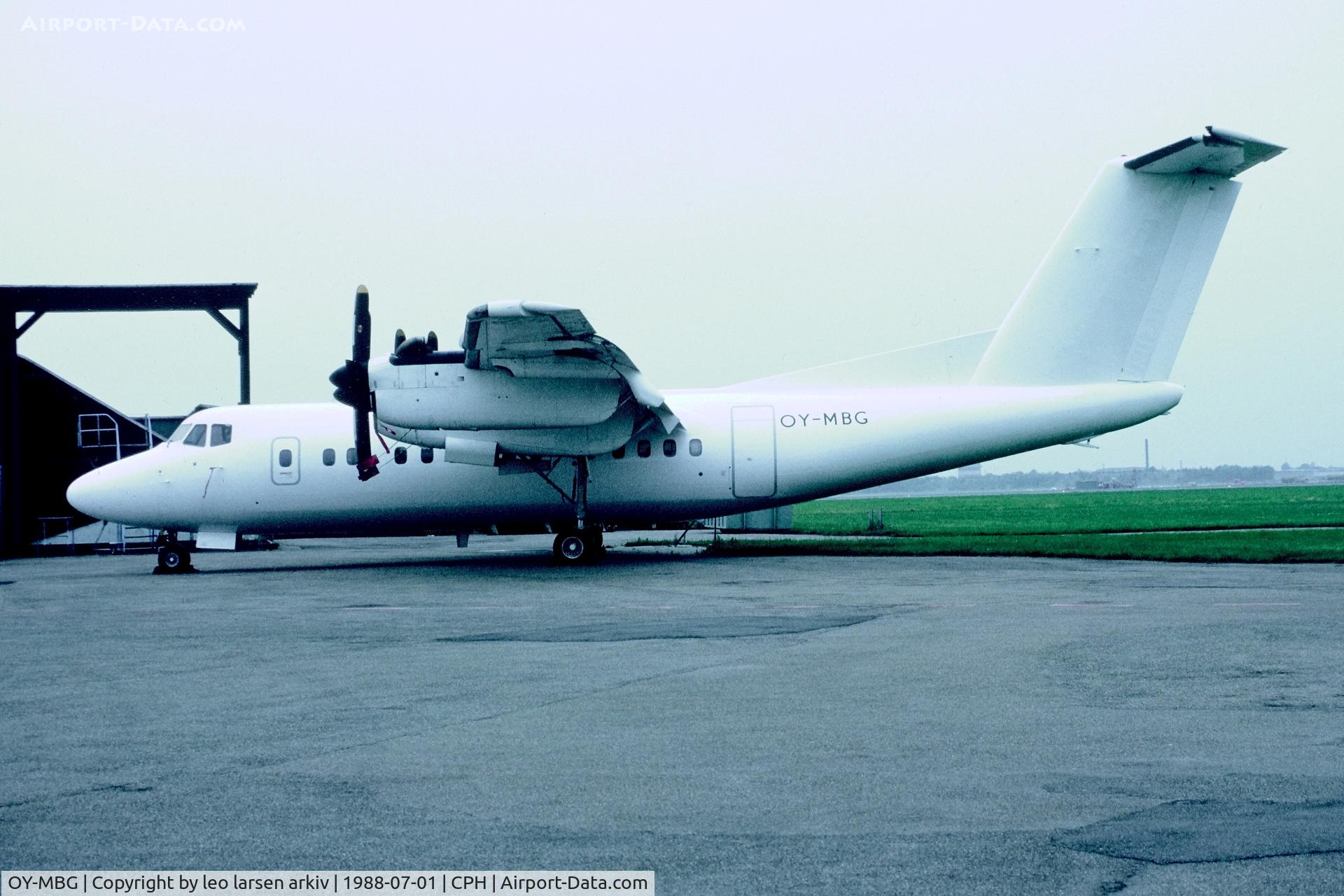 OY-MBG, 1981 De Havilland Canada DHC-7-102 Dash 7 C/N 44, Copenhagen 7.1988