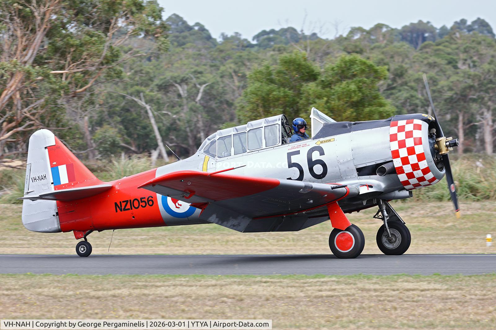 VH-NAH, 1943 North American AT-6C Harvard IIA C/N 88-14177, Performing at the 2026 Tyabb airshow.