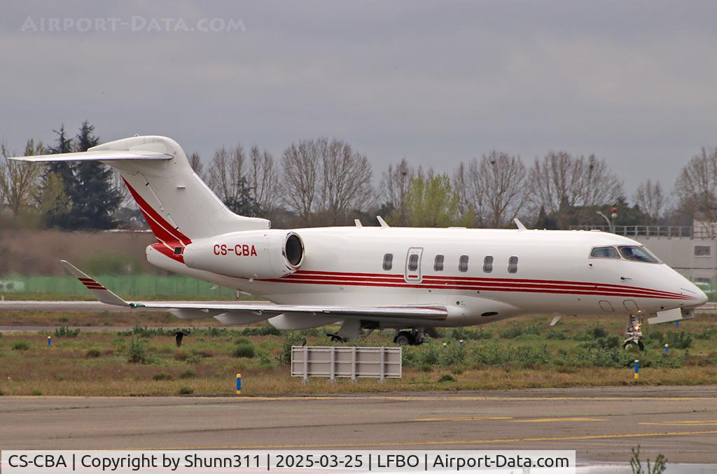 CS-CBA, 2017 Bombardier BD-100-1A10 (Challenger 350) C/N 20697, Taxiing to the General Aviation area...