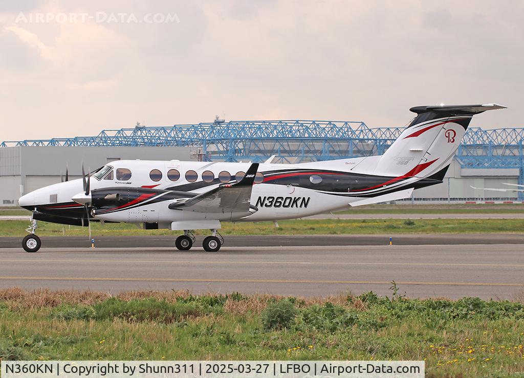 N360KN, 2023 Beechcraft B300 King Air 360 C/N FL-1314, Taxiing to the General Aviation area...