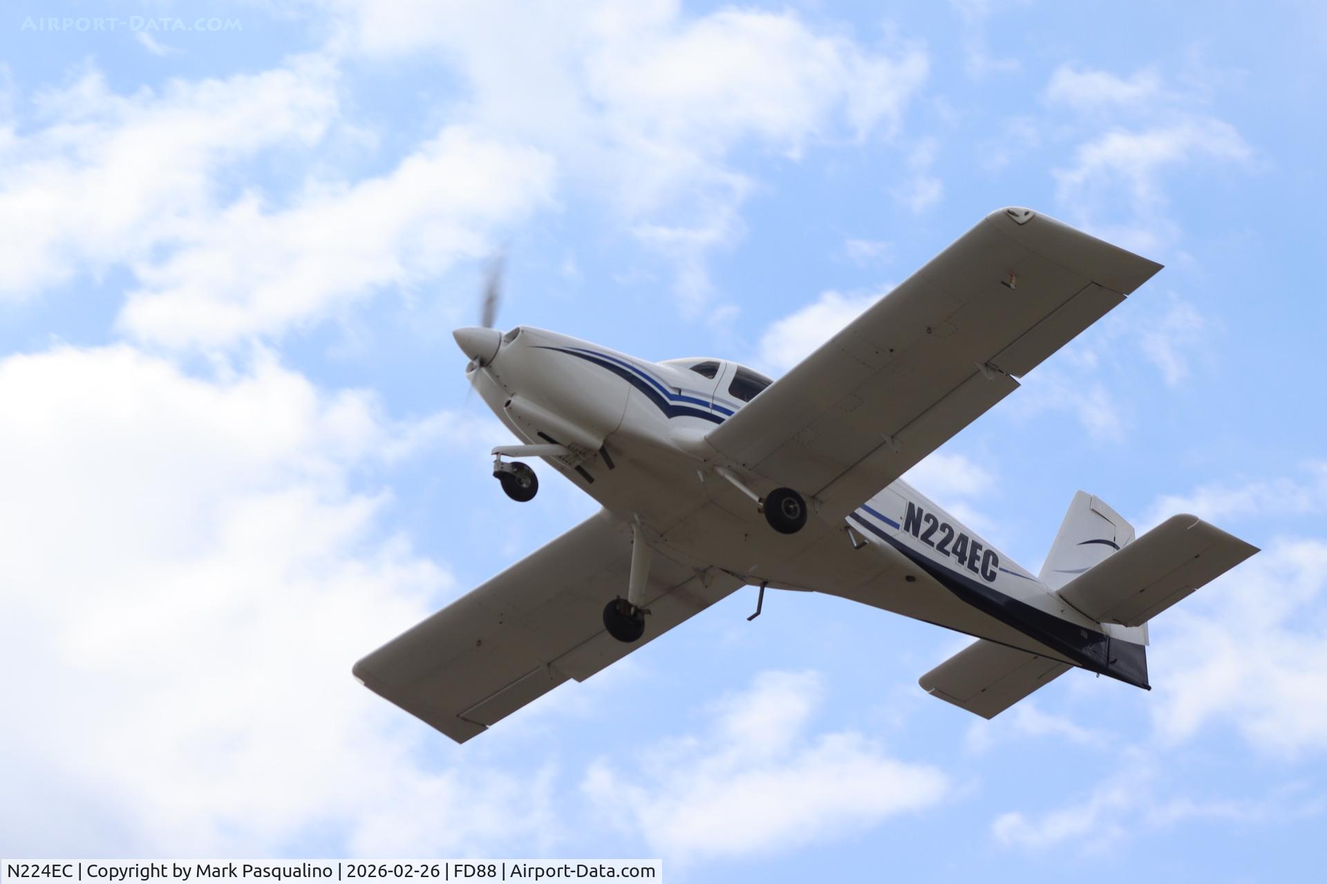 N224EC, 2017 Vans RV-10 C/N 41792, Vans RV-10