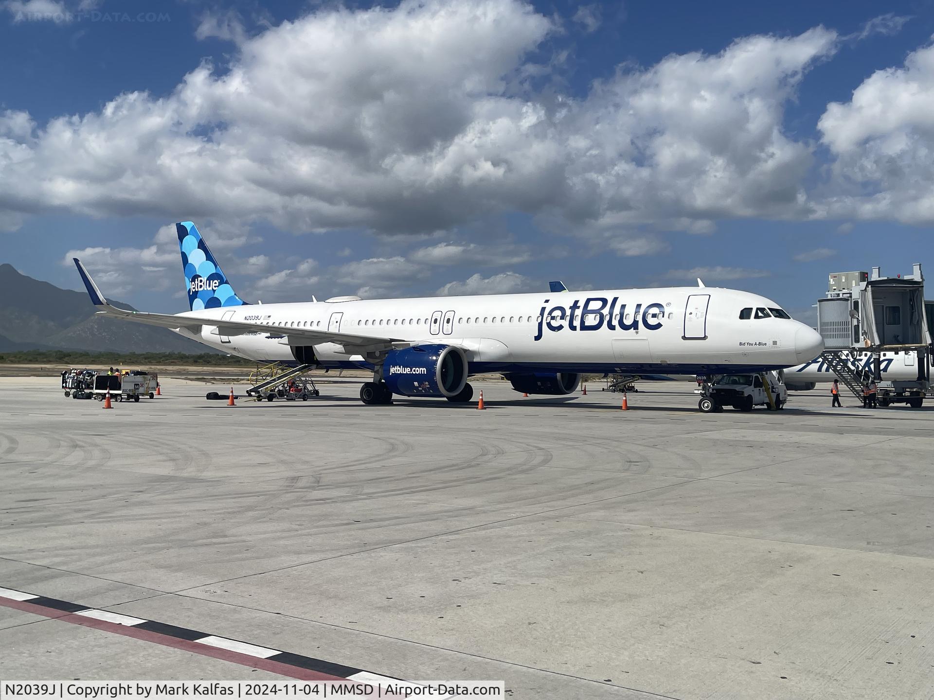 N2039J, 2020 Airbus A321-271NX C/N 9016, A21N JetBlue Airbus A321-271NX N2039J at stand 21 SJD