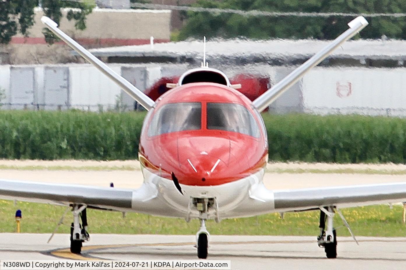 N308WD, 2023 CIRRUS DESIGN CORP SF50 C/N 0474, SF50 W DIAMONG AVIATION LLC CIRRUS DESIGN CORP SF50 N308WD arriving at KDPA