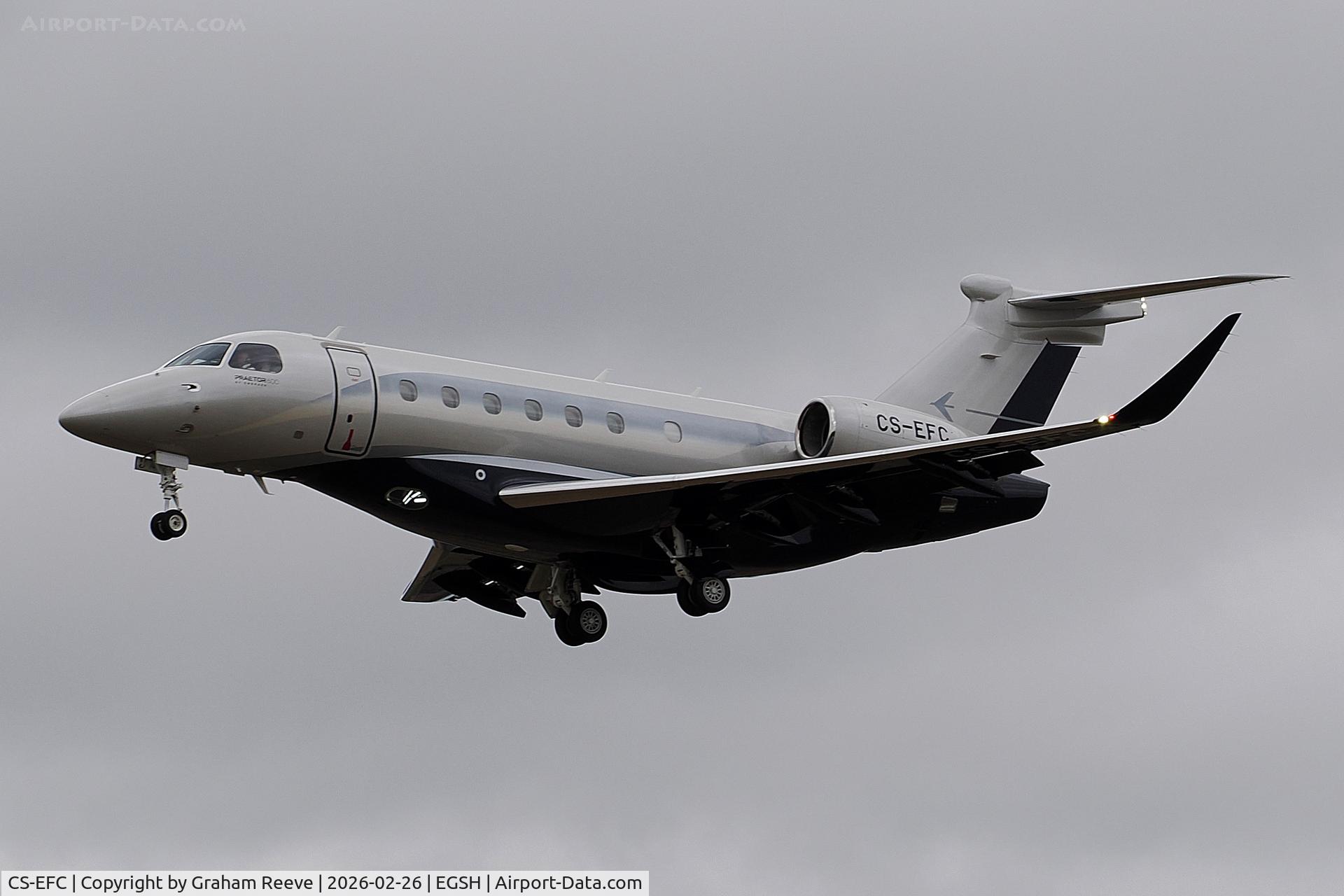 CS-EFC, , Landing at Norwich.