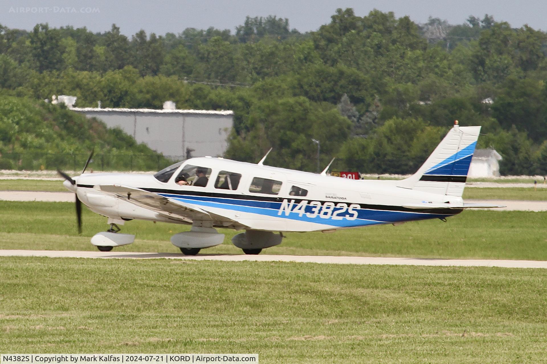 N4382S, Piper PA-32-301 Saratoga C/N 32-8506004, PA32 BCW ALPINE LLC, Piper PA-32-301 Saratoga , N4382S at KDPA