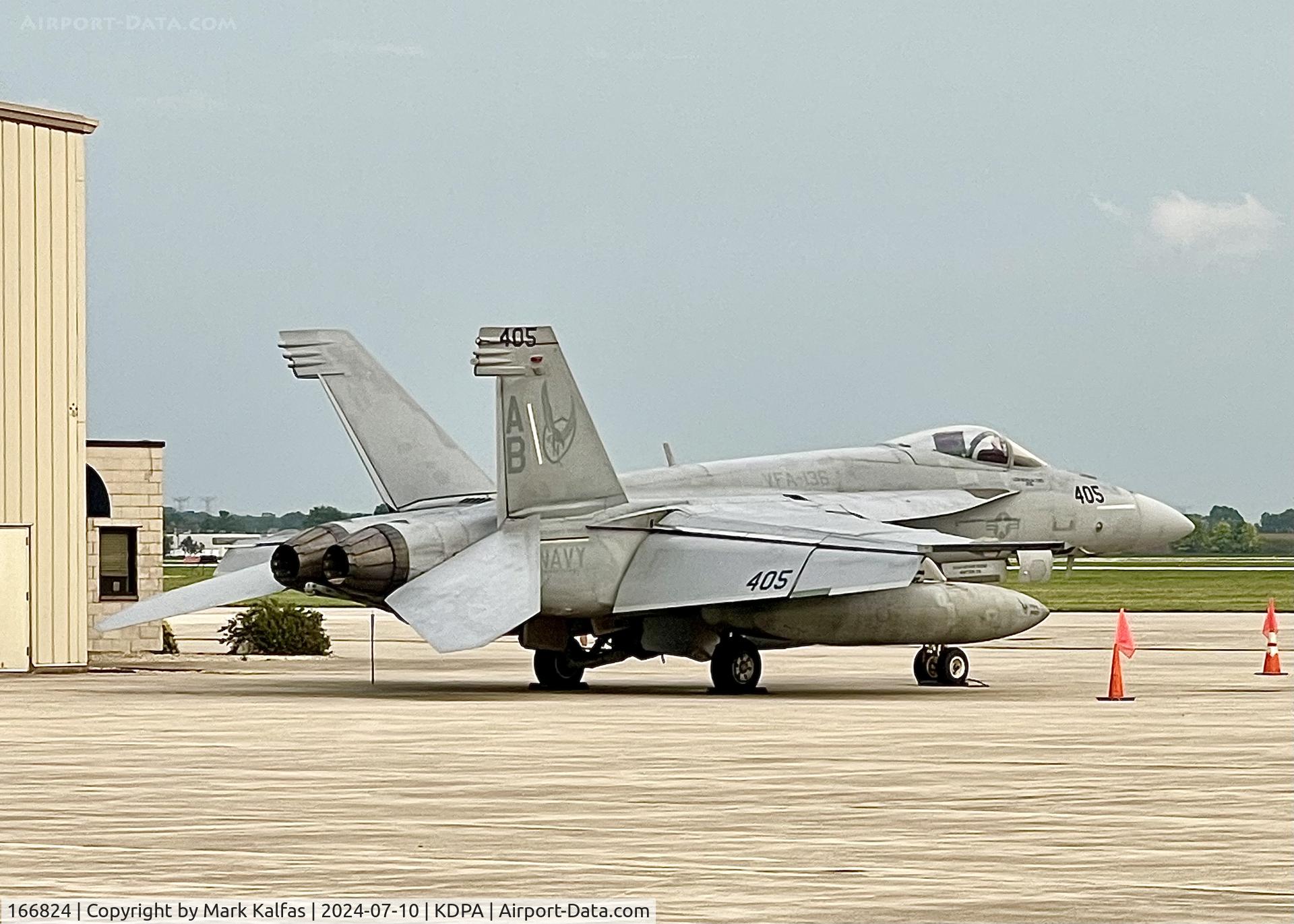 166824, Boeing F/A-18E Super Hornet C/N E143, F18S US Navy, VFA-136,  CVW 1 Oceana, F/A-18E Super Hornet 166824, at KDPA