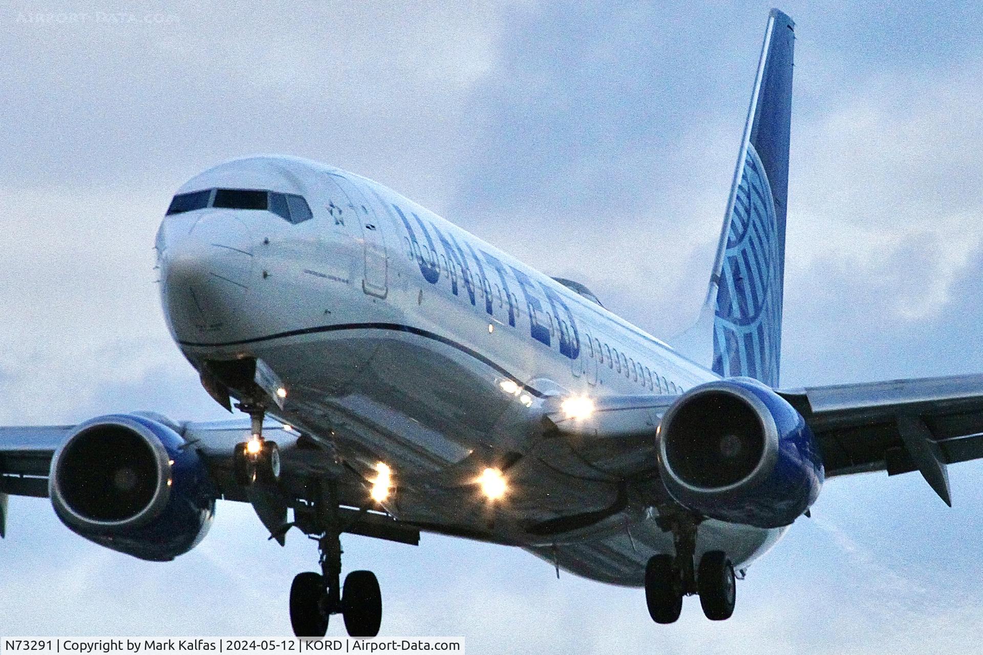 N73291, 2004 Boeing 737-824 C/N 33454, B738 United Airlines Boeing 737-824 N73291 UAL1527 PBI-ORD