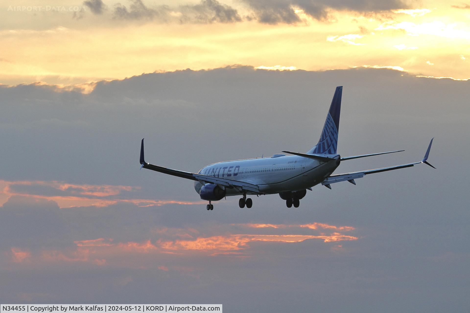 N34455, 2012 Boeing 737-924/ER C/N 41743, 739 United Airlines BOEING 737-924ER N34455 arriving 28R ORD