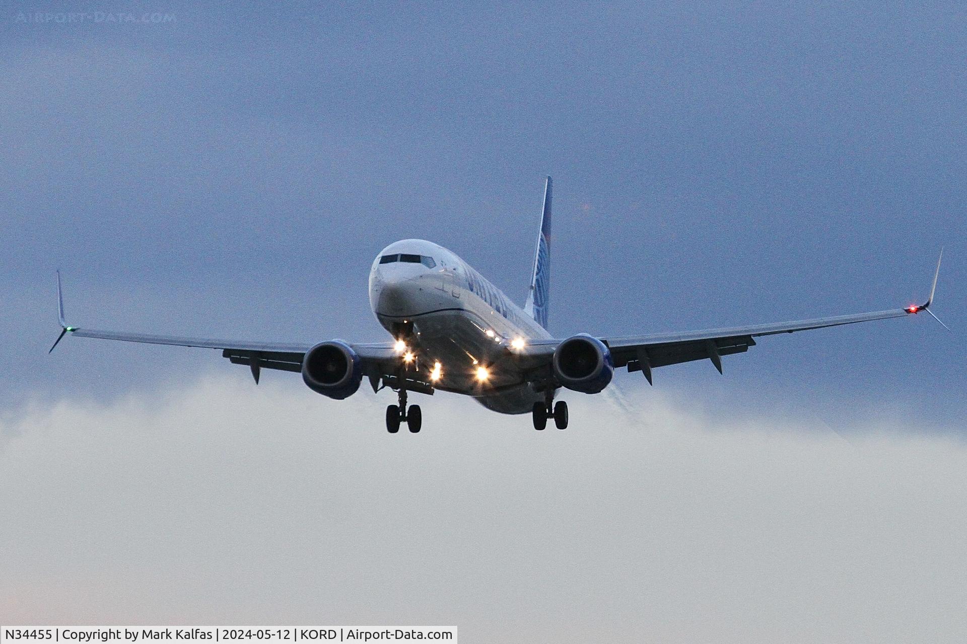 N34455, 2012 Boeing 737-924/ER C/N 41743, 739 United Airlines BOEING 737-924ER N34455 arriving 28R ORD