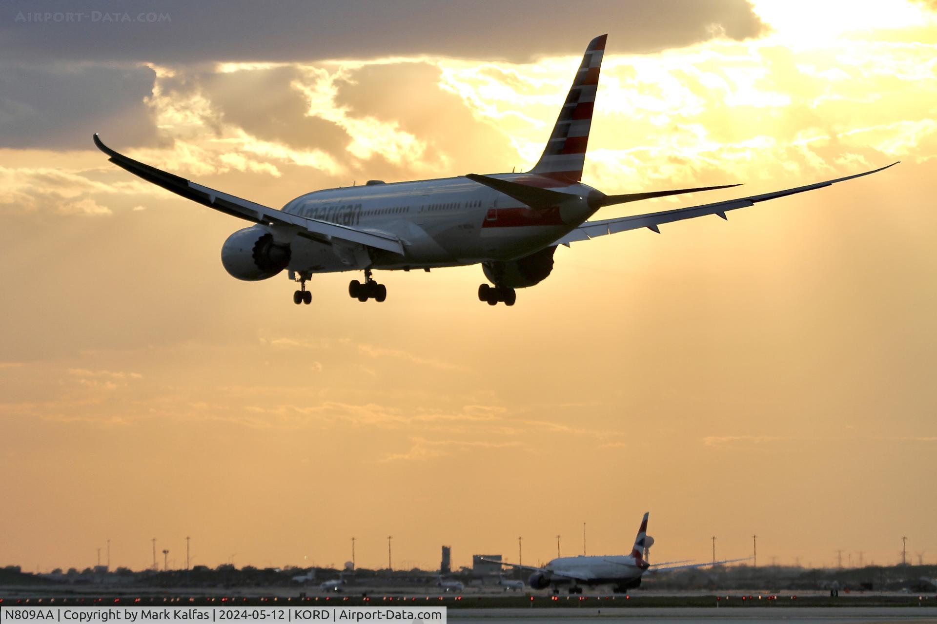 N809AA, 2015 Boeing 787-8 Dreamliner C/N 40627, B789 American Boeing 787-8 Dreamliner, N809AA arriving 28R KORD