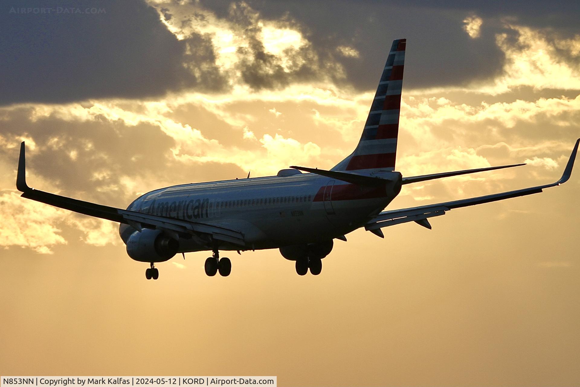 N853NN, 2010 Boeing 737-823 C/N 31105, B738 American Airlines Boeing 737-823 N853NN, 28C approach KORD.