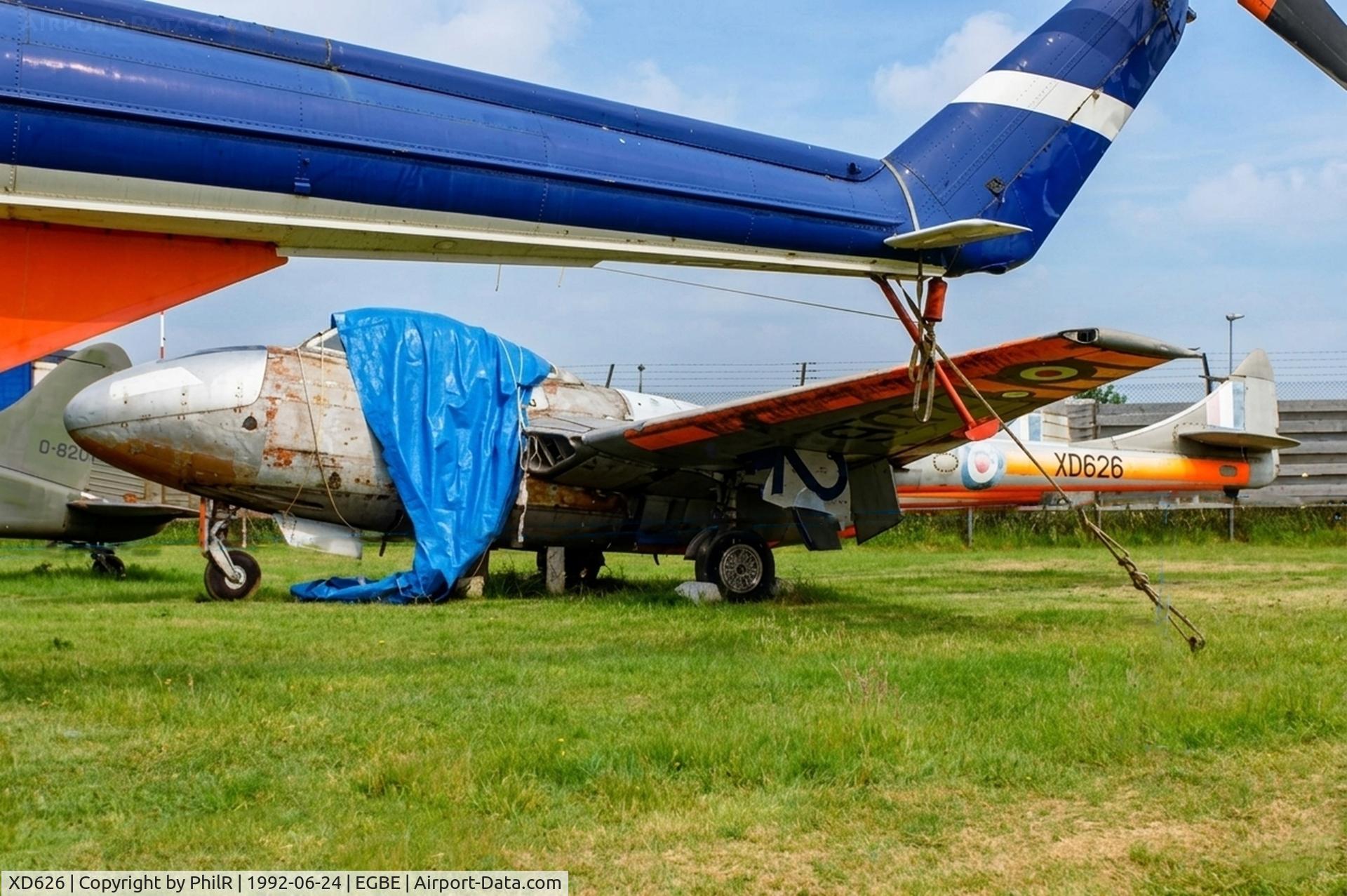 XD626, 1954 De Havilland DH-115 Vampire T.11 C/N 15367, XD626 1954 DH115 Vampire T11 RAF MAM Coventry 
