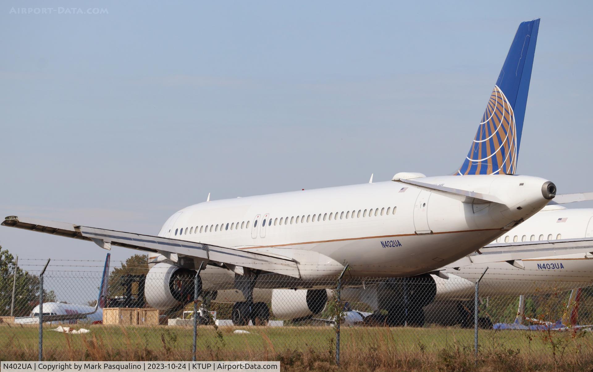 N402UA, 1993 Airbus A320-232 C/N 439, Airbus A320-232