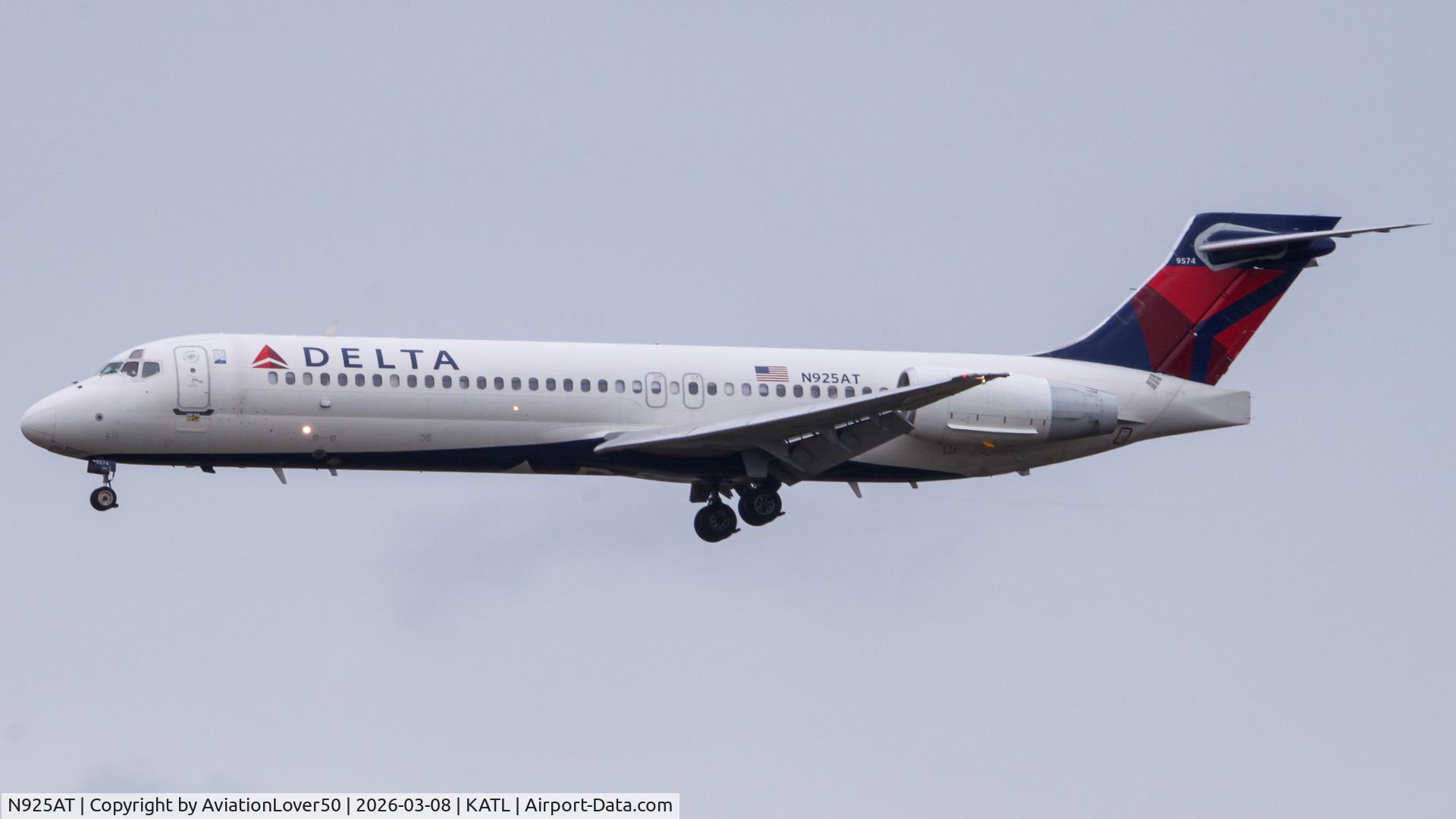 N925AT, 2000 Boeing 717-200 C/N 55079, Delta 717