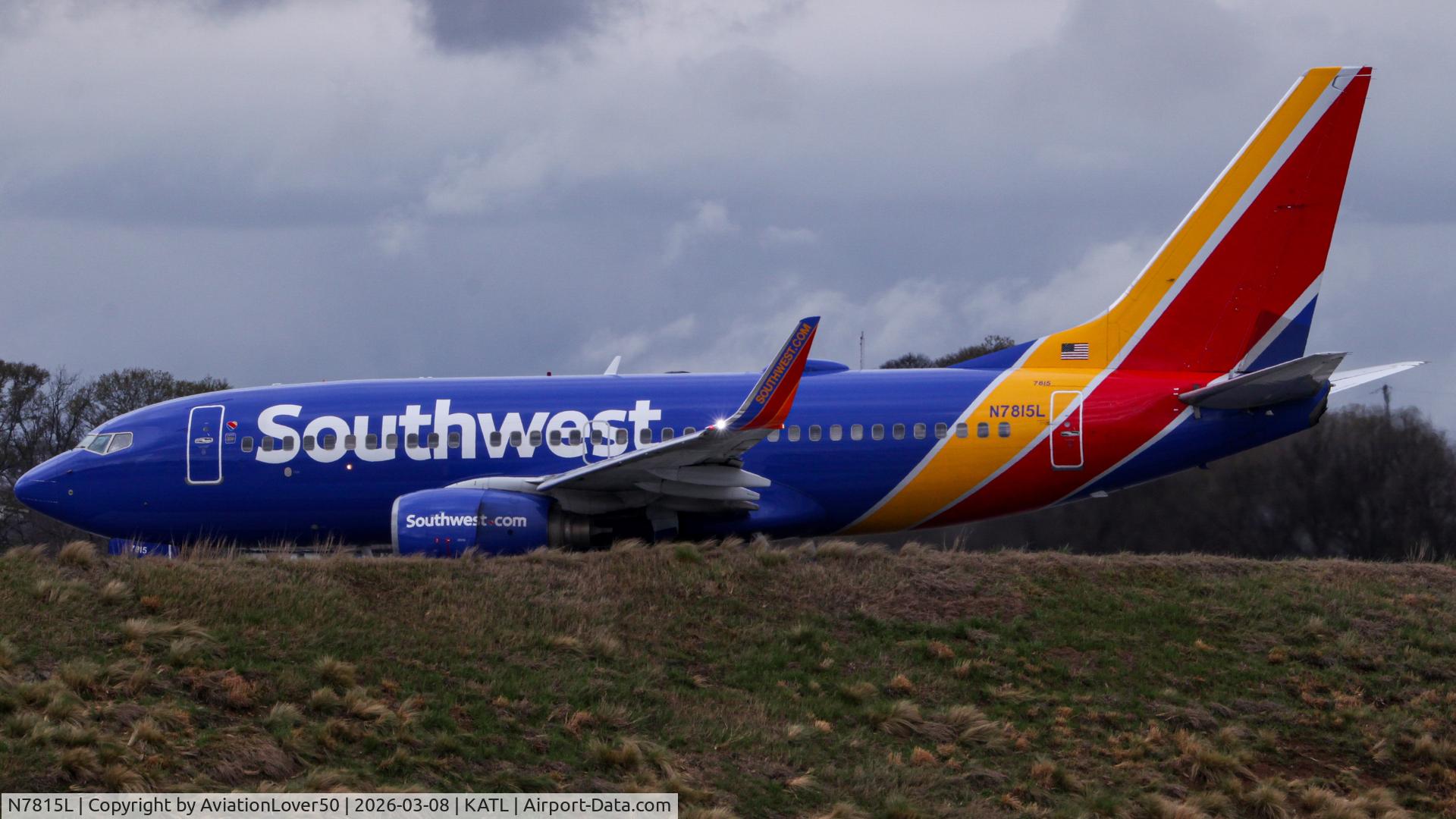 N7815L, 2003 Boeing 737-76Q C/N 30288, Southwest 737 with a Canyon Blue livery winglet