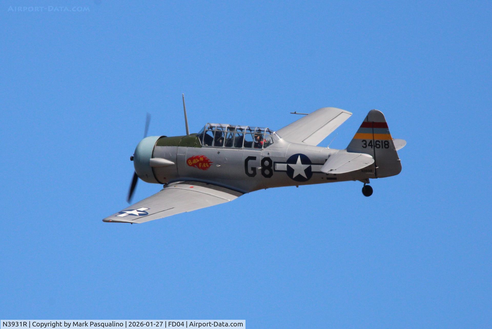 N3931R, North American AT-6B Texan C/N 84-923, North American AT-6B