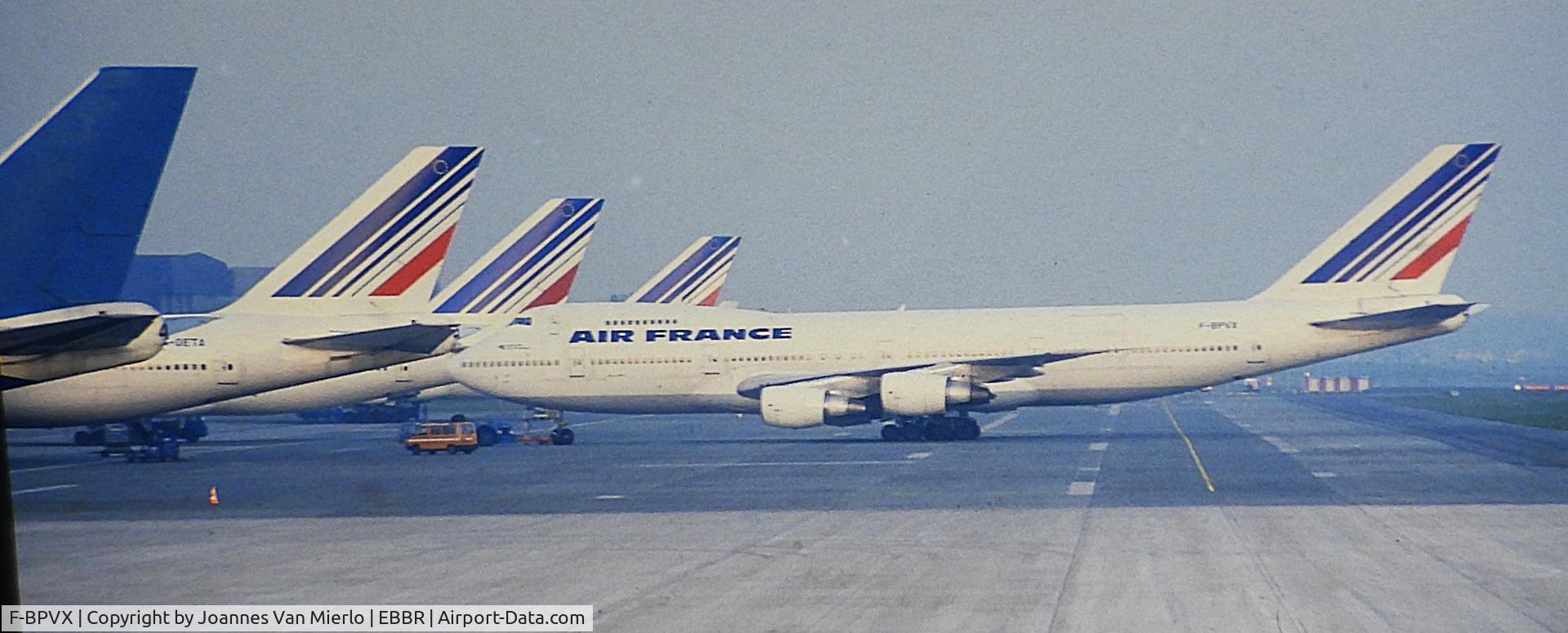 F-BPVX, 1979 Boeing 747-228B C/N 21731, ex-slide