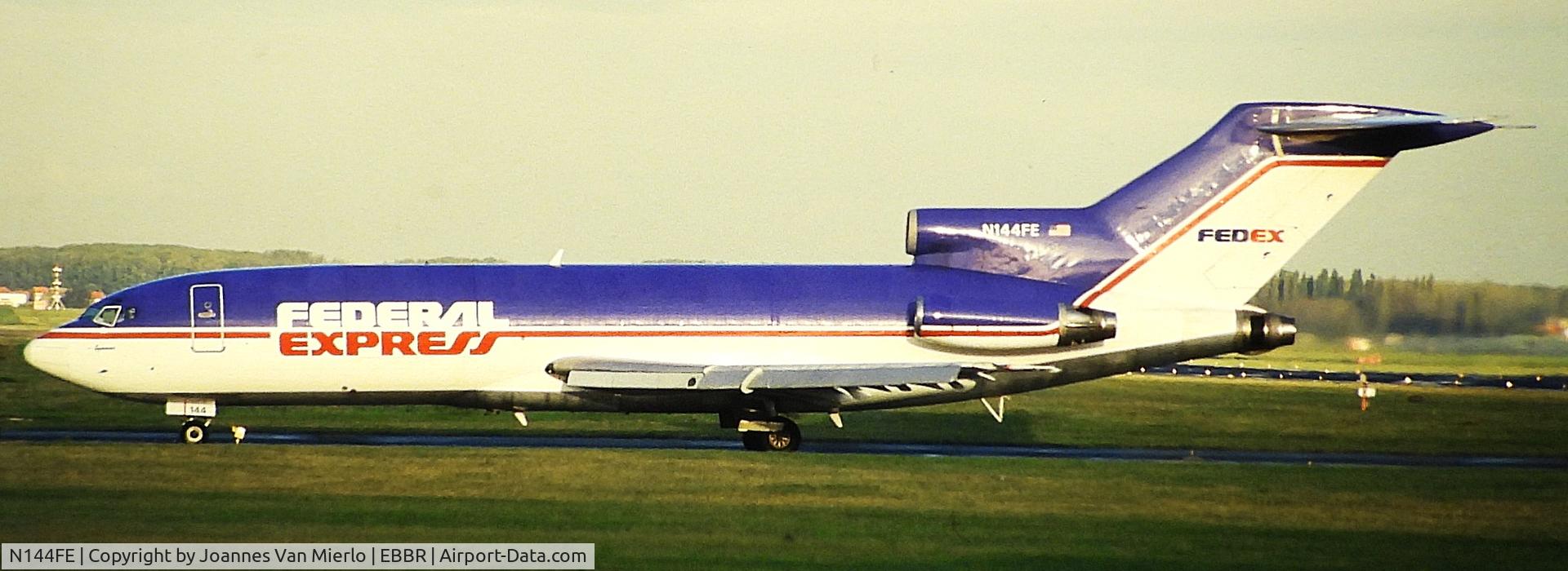 N144FE, 1966 Boeing 727-21C C/N 19137, ex-slide