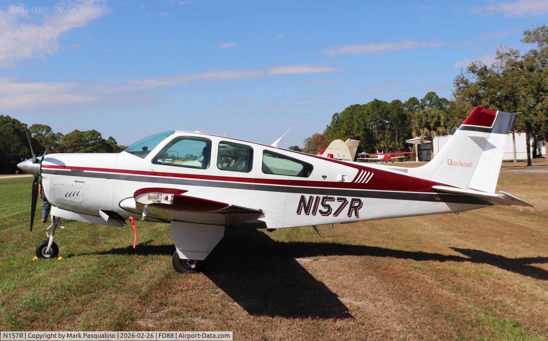 N157R, 1991 Beech F33A Bonanza C/N CE-1636, Beech F33A