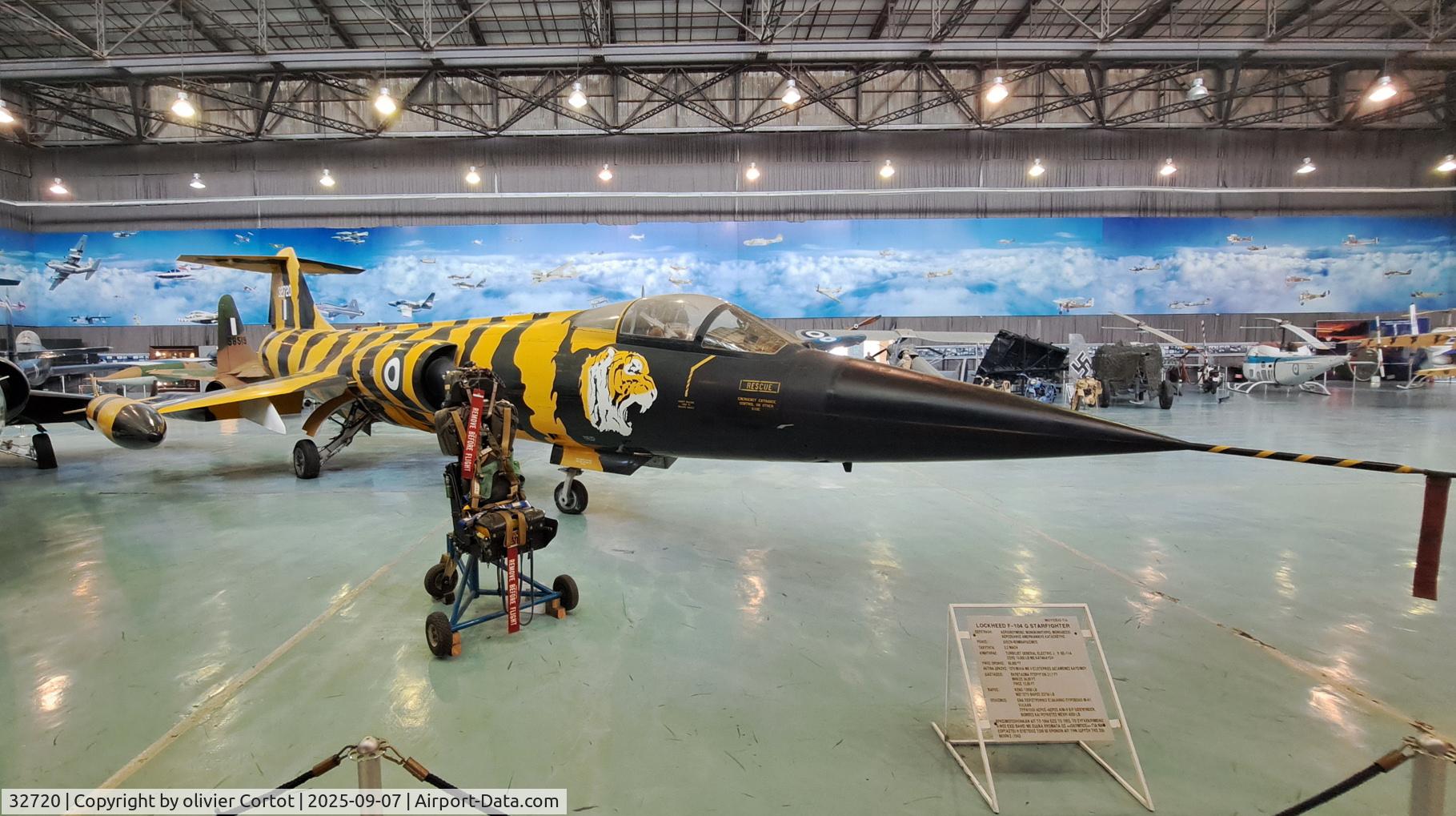 32720, 1963 Lockheed F-104G Starfighter C/N 683D-6072, Tatoi air museum