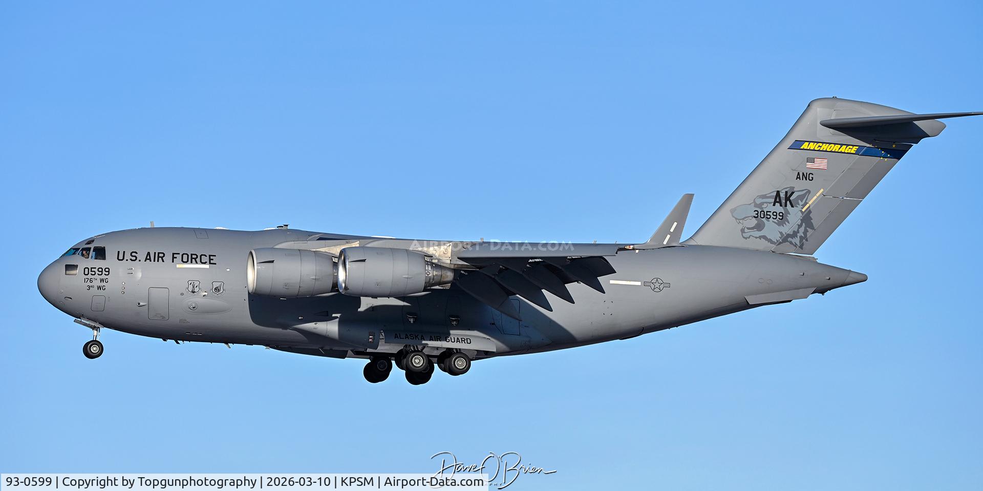 93-0599, 1993 McDonnell Douglas C-17A Globemaster III C/N P-15, REACH570 landing RW34