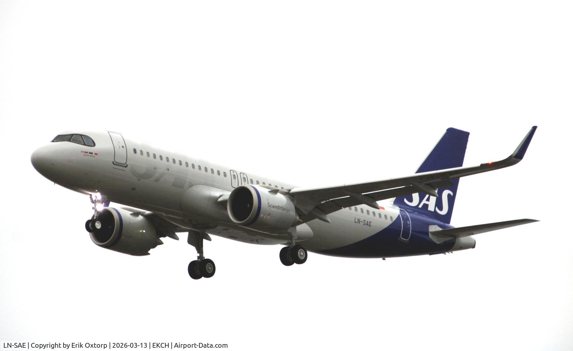 LN-SAE, 2026 Airbus A320-251N C/N 13090, LN-SAE landing rw 22L. Delivery flight from TLS.
