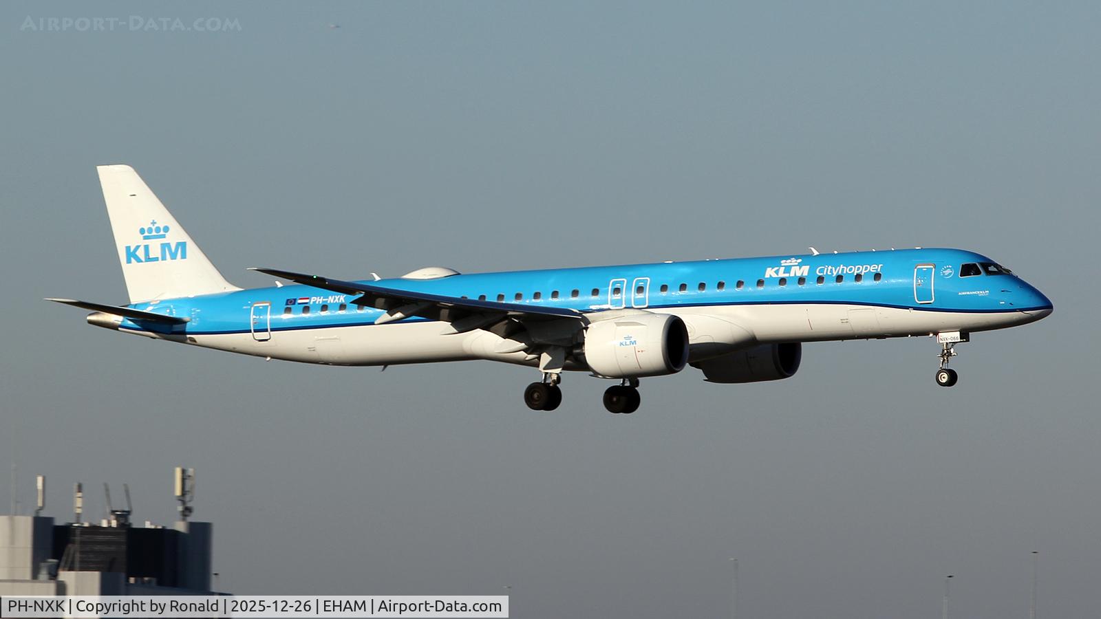 PH-NXK, 2022 Embraer E195-E2 C/N 19020066, at eham