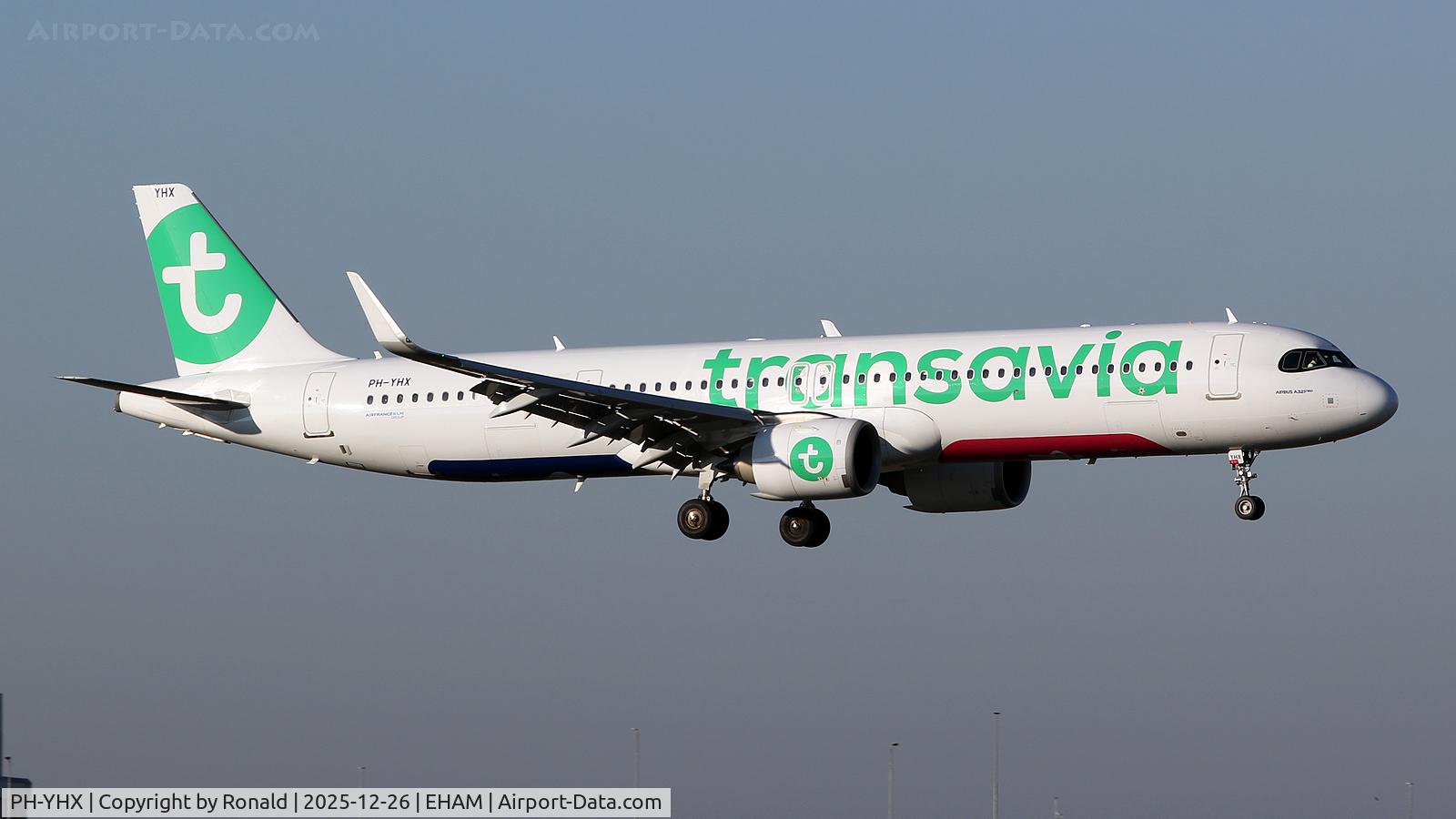 PH-YHX, 2024 Airbus A321-251 NX C/N 11891, at eham