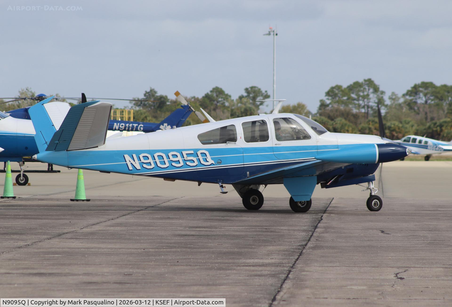 N9095Q, 1970 Beech V35B Bonanza C/N D-9221, Beech V35B