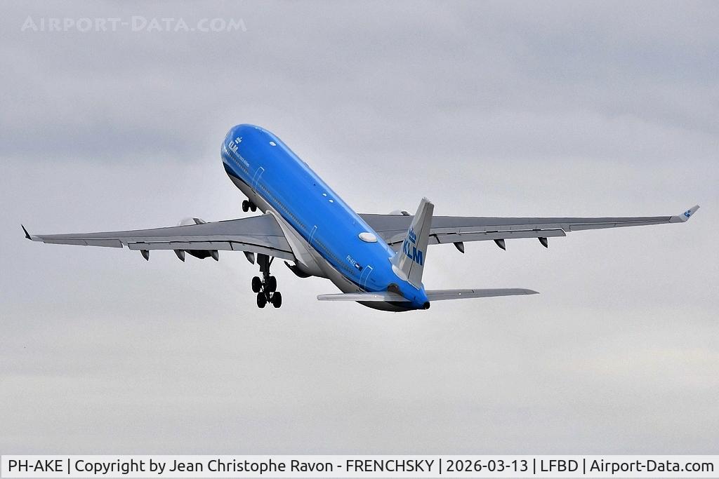 PH-AKE, 2012 Airbus A330-303 C/N 1381, Bordeaux (BOD)	Amsterdam (AMS)	(KLM9862)