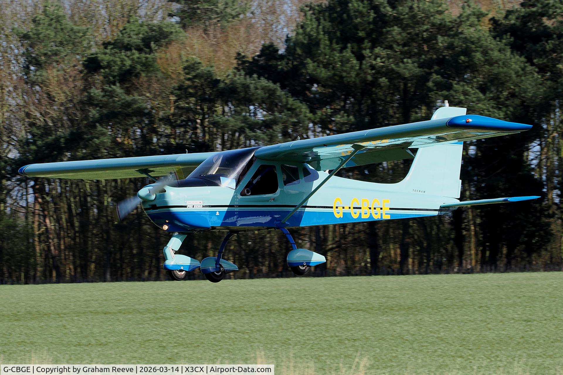 G-CBGE, 2002 Tecnam P-92EA Echo C/N PFA 318-13680, Landing at Northrepps.