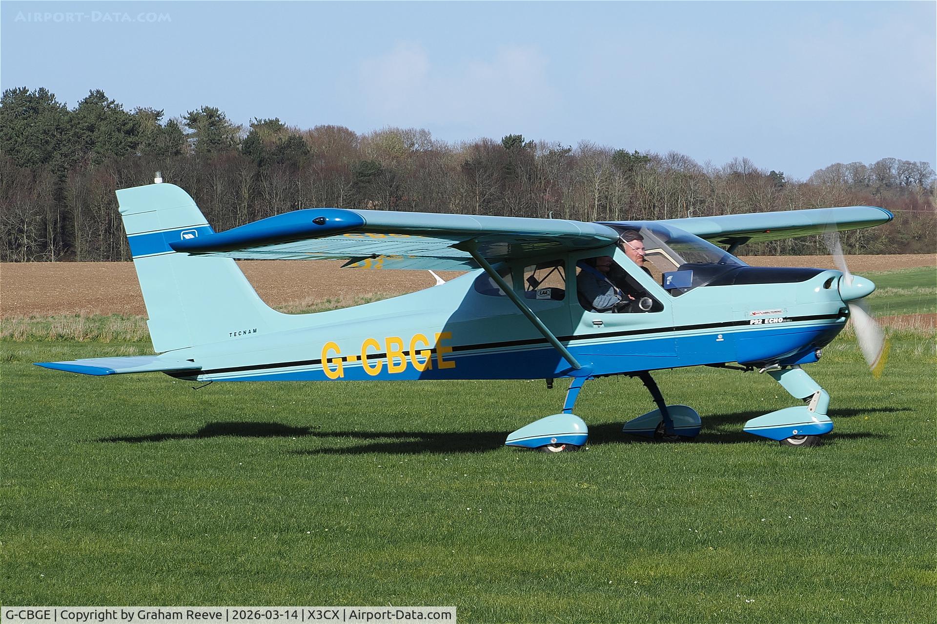 G-CBGE, 2002 Tecnam P-92EA Echo C/N PFA 318-13680, Just landed at Northrepps.