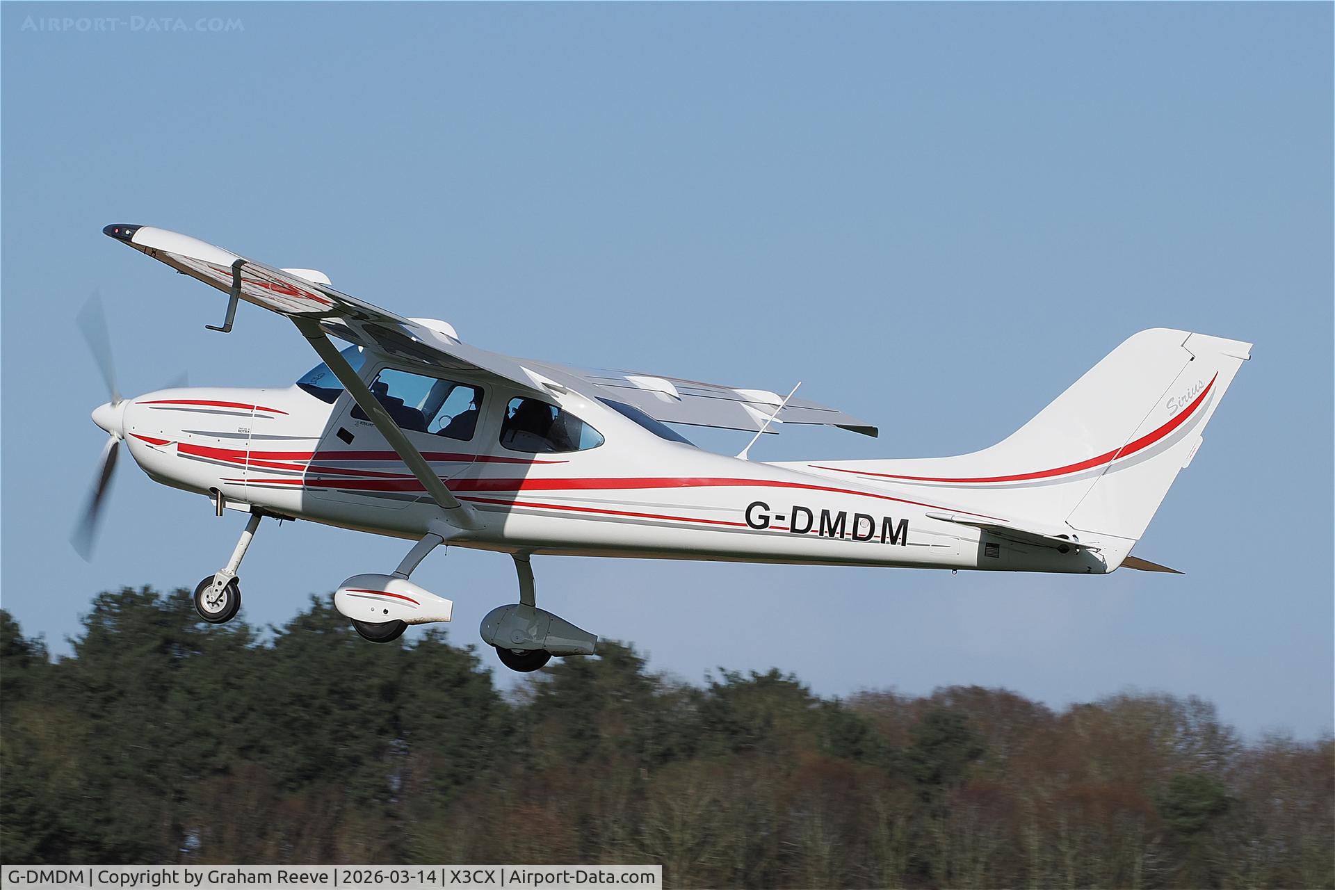 G-DMDM, 2025 TL Ultralight SRO TL-3000 Sirius 600 C/N 25 SI 250, Departing from Northrepps.