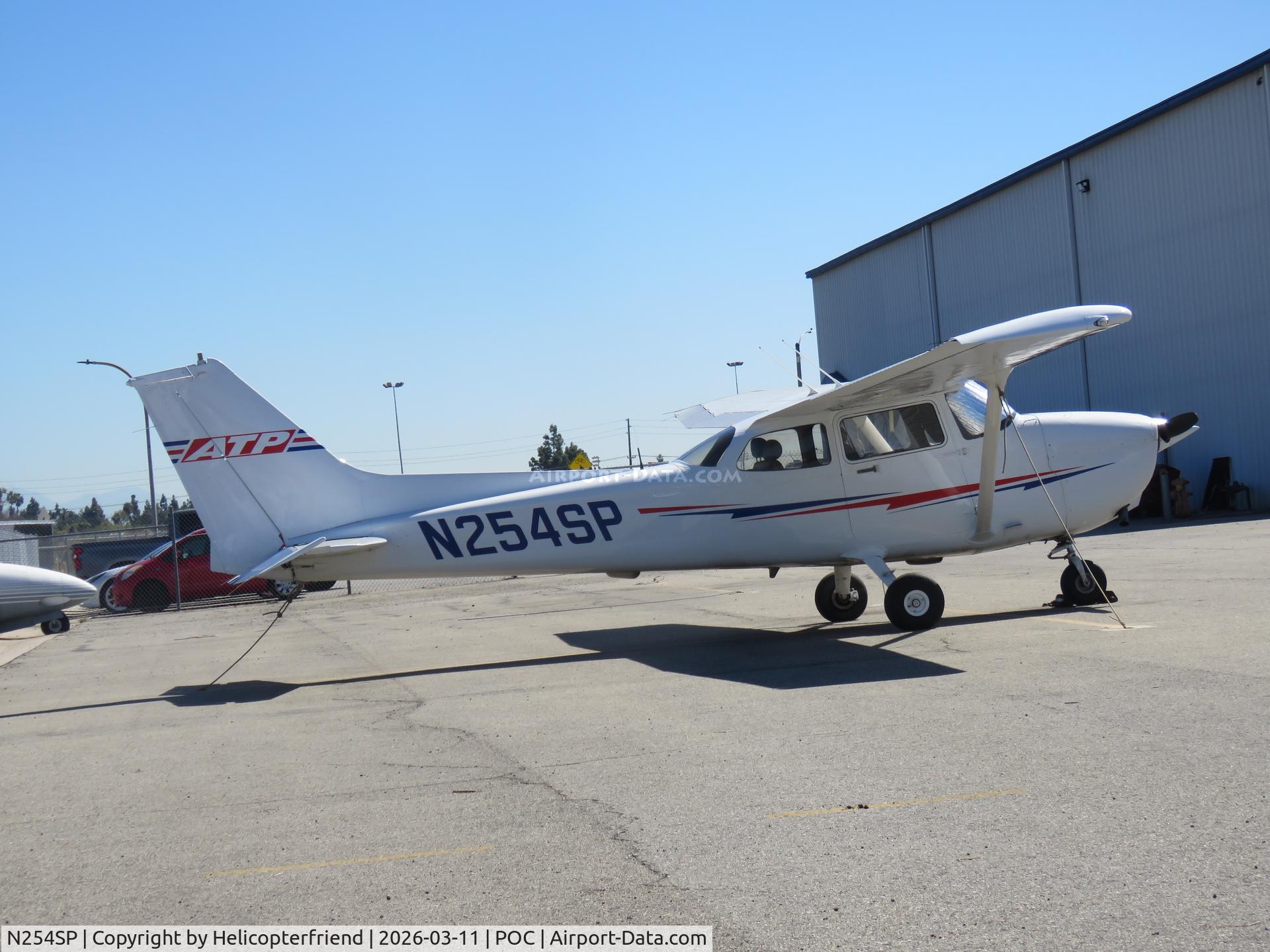 N254SP, 1999 Cessna 172S C/N 172S-8230, New paint