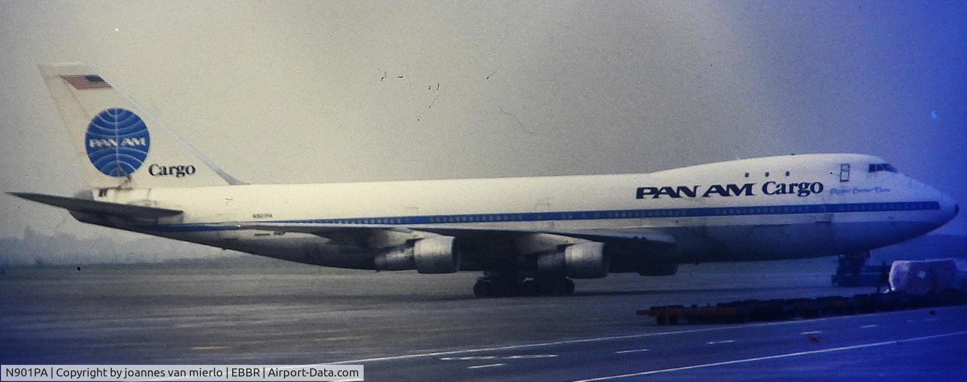 N901PA, 1971 Boeing 747-123 C/N 20391, ex-slide