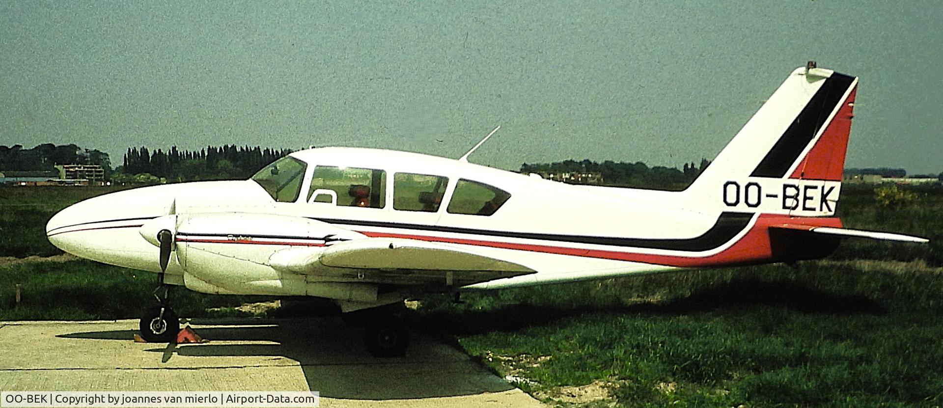 OO-BEK, 1964 Piper PA-23-250B Aztec C/N 27-2462, ex-slide