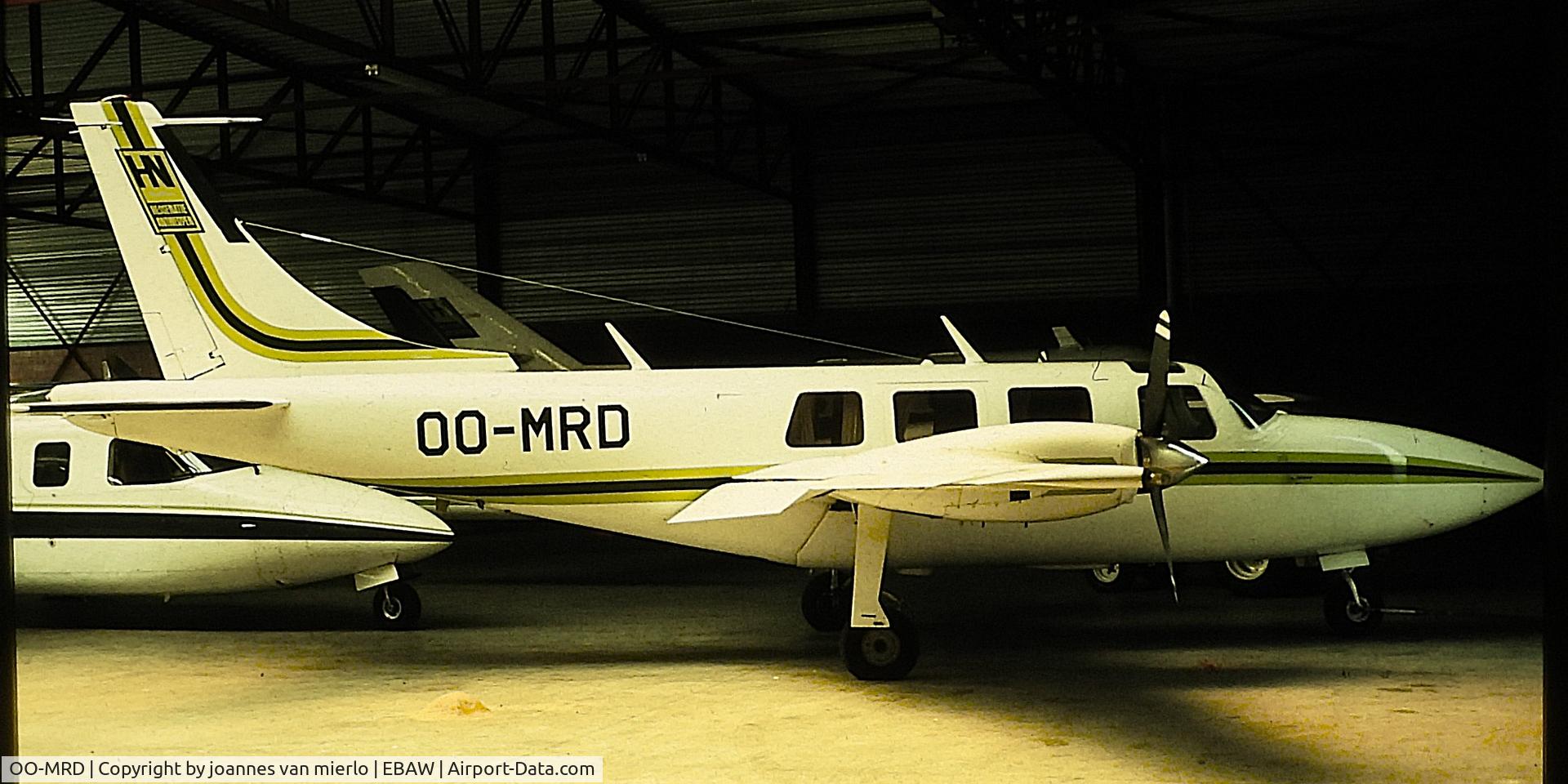 OO-MRD, 1978 Piper Aerostar 601P C/N 61P-0514-214, ex-slide