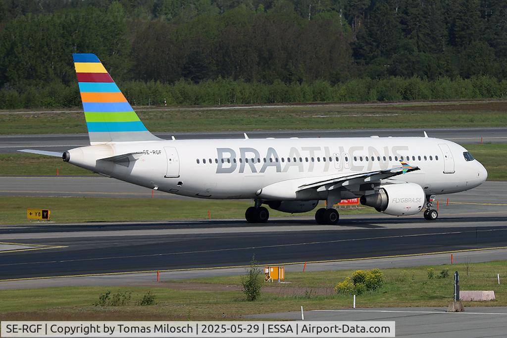 SE-RGF, 2007 Airbus A320-214 C/N 3240, Stockholm