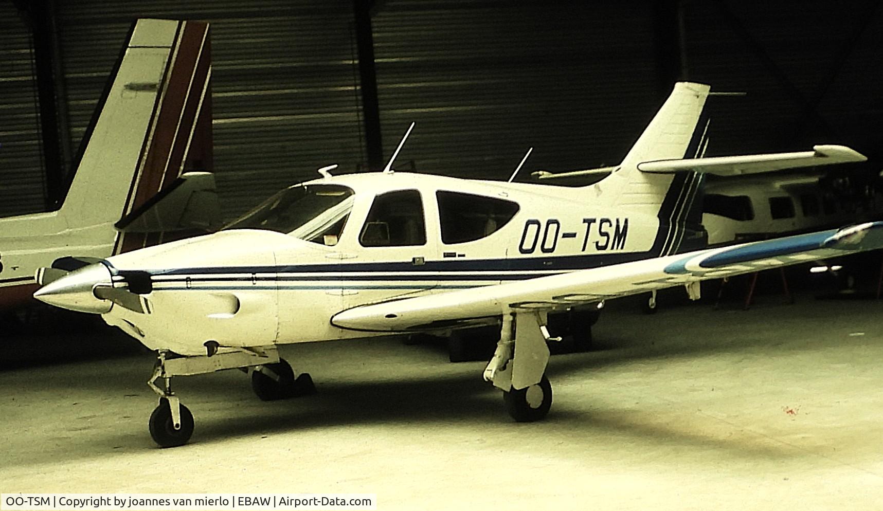 OO-TSM, 1977 Rockwell Commander 114 C/N 14249, ex-slide