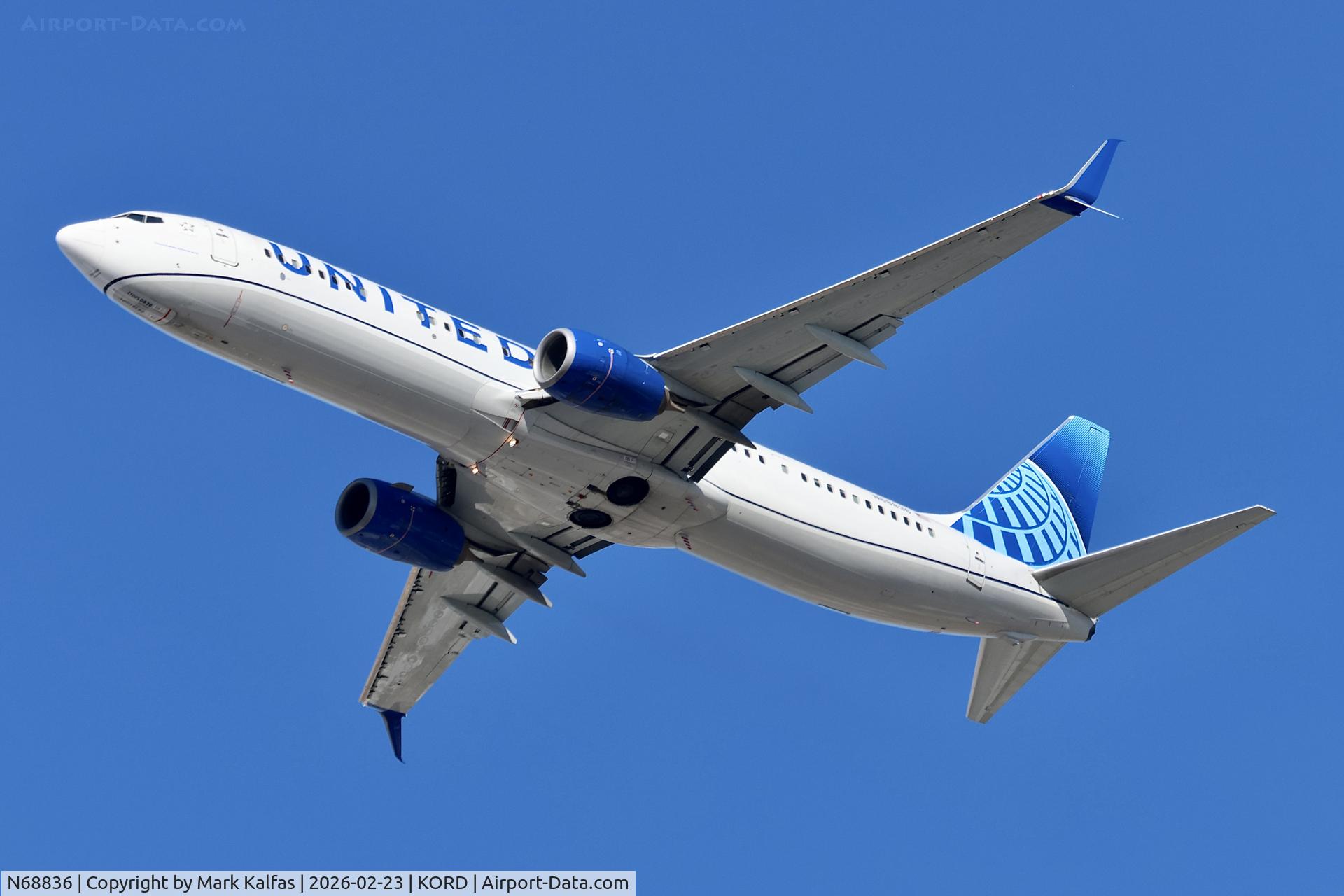 N68836, 2014 Boeing 737-924/ER C/N 60088, B739 United Boeing 737-924/ER N68836 departing 28R KORD
