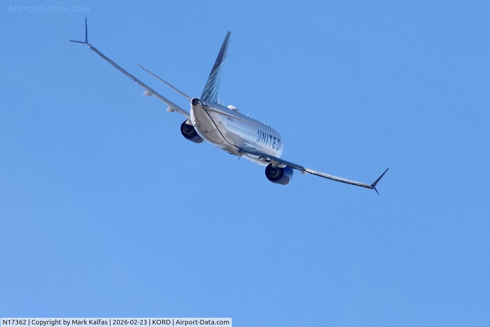 N17362, 2024 Boeing 737 MAX 8 C/N 68808, B38M United Boeing 737 MAX 8 N17362 Departing 28R KORD